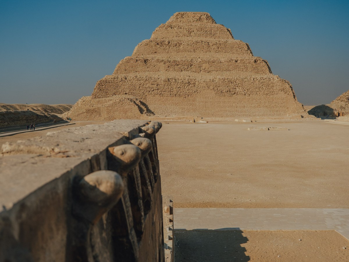 Voyage dans le temps aux pyramides de Saqqarah et de&nbsp;Dahchour